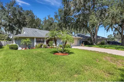 6359 Butternut Drive, Lakeland, FL 33813 - Photo 2