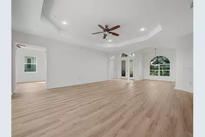 6136 Pebble Beach Boulevard, Winter Haven, FL 33884 - Photo 8