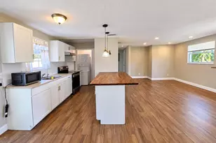 852 Derbyshire Rd, Daytona Beach, FL 32117 - Photo 24