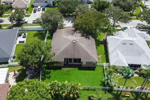 17012 Falconridge Rd, Lithia, FL 33547 - Photo 78