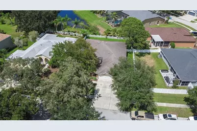17012 Falconridge Road, Lithia, FL 33547 - Photo 64