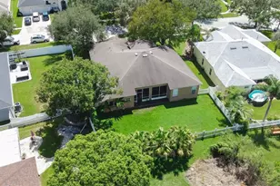 17012 Falconridge Rd, Lithia, FL 33547 - Photo 72