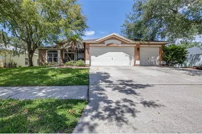17012 Falconridge Road, Lithia, FL 33547 - Photo 2