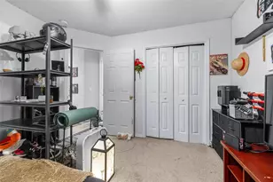 17012 Falconridge Rd, Lithia, FL 33547 - Photo 44