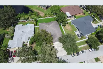 17012 Falconridge Road, Lithia, FL 33547 - Photo 68