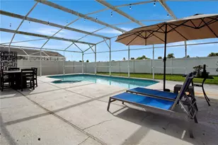 323 Castlemain Cir, Davenport, FL 33897 - Photo 8