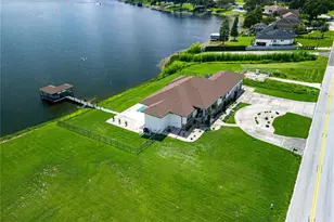 5911 Old Berkley Rd, Auburndale, FL 33823 - Photo 10