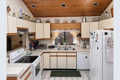505 Clubhouse Drive, Lake Wales, FL 33898 - Photo 10
