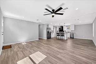 2207 Hialeah Ave, Leesburg, FL 34748 - Photo 8