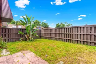 1836 N Crystal Lake Dr, Lakeland, FL 33801 - Photo 20