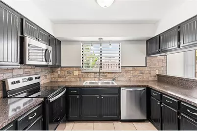 1836 N Crystal Lake Drive #87, Lakeland, FL 33801 - Photo 2