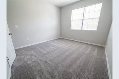 8319 King Blossom Court, Tampa, FL 33615 - Photo 10