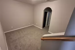 8319 King Blossom Ct, Tampa, FL 33615 - Photo 14