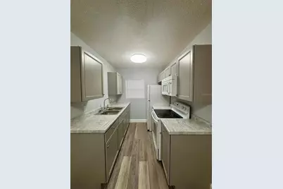 650 Avenue C SW #A, Winter Haven, FL 33880 - Photo 4