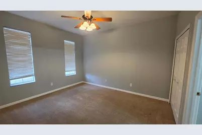 2102 Calabria Ave, Davenport, FL 33897 - Photo 8