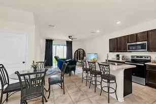 1401 Yellow Finch Dr, Davenport, FL 33837 - Photo 6