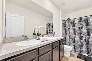 1401 Yellow Finch Dr, Davenport, FL 33837 - Photo 16