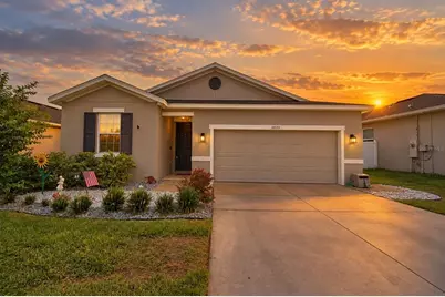 1033 Heirloom Drive, Haines City, FL 33844 - Photo 2