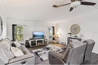 5707 E Lake Fox Drive, Winter Haven, FL 33884 - Photo 4