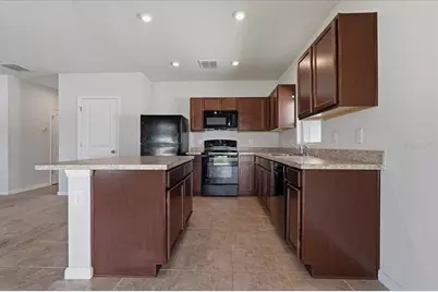 813 Eagle Rock Ter, Winter Haven, FL 33880 - Photo 8