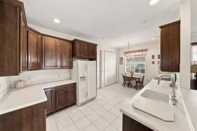 5281 Pebble Beach Boulevard, Winter Haven, FL 33884 - Photo 12