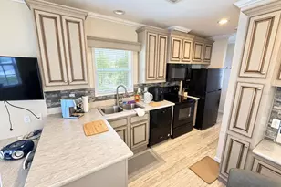 5049 Shore Line Dr, Polk City, FL 33868 - Photo 8
