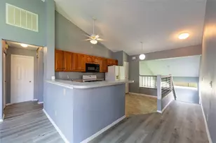 1905 Garden Lake Dr, Winter Haven, FL 33884 - Photo 8