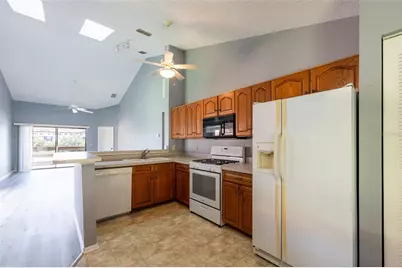 1905 Garden Lake Drive, Winter Haven, FL 33884 - Photo 10