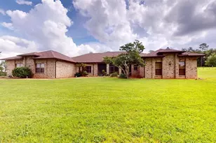 17210 Parrish Grove Rd, Dade City, FL 33523 - Photo 1