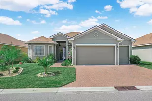 1321 Oakmont Dr, Winter Haven, FL 33884 - Photo 1