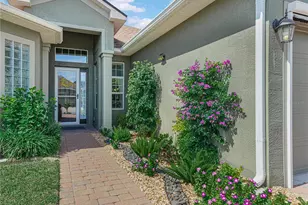 1321 Oakmont Dr, Winter Haven, FL 33884 - Photo 2