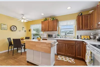 483 Lake Suzanne Drive, Lake Wales, FL 33859 - Photo 6
