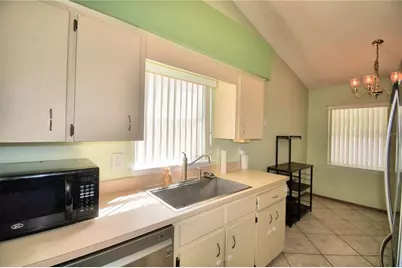 3420 Cove Court E, Winter Haven, FL 33880 - Photo 20