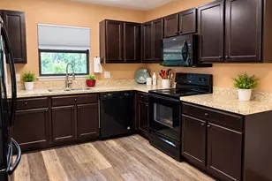 414 Miles Blvd, Dundee, FL 33838 - Photo 10