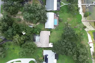 1020 W Lake Hamilton Dr, Winter Haven, FL 33881 - Photo 2