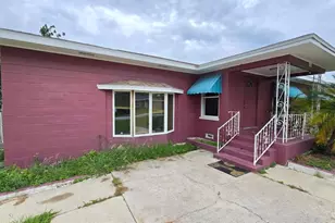 311 E Walnut St, Avon Park, FL 33825 - Photo 2