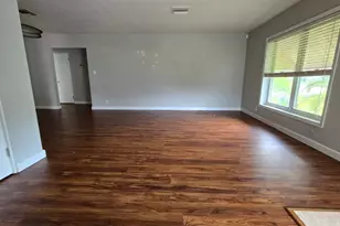 311 E Walnut St, Avon Park, FL 33825 - Photo 8