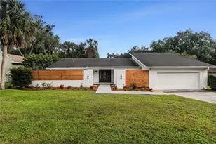 832 Brookwood Dr, Lakeland, FL 33813 - Photo 1