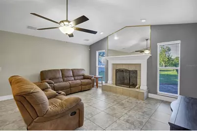 302 N Webb Road, Plant City, FL 33566 - Photo 16