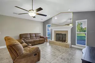 302 N Webb Rd, Plant City, FL 33566 - Photo 16