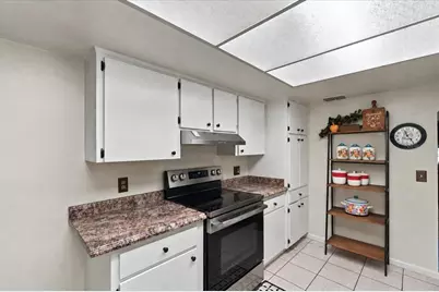 1004 Joan Avenue, Dundee, FL 33838 - Photo 14