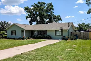 624 N Lanier Ave, Fort Meade, FL 33841 - Photo 1