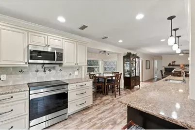 70 Greenfield Court, Winter Haven, FL 33884 - Photo 12