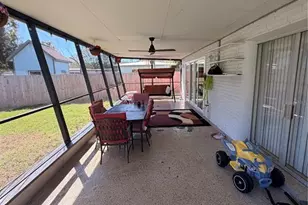 4413 Crestwood Dr N, Saint Petersburg, FL 33714 - Photo 22