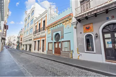 311 Calle De La Fortaleza, San Juan, PR 00901 - Photo 2
