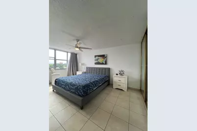 5349 Isla Verde Avenue #402, Carolina, PR 00979 - Photo 10