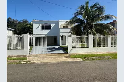 S12 Isaura Reyes Cerro Gordo, Vega Alta, PR 00692 - Photo 2