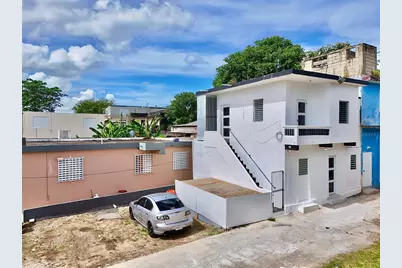152 Calle San Juan, Arecibo, PR 00612 - Photo 1
