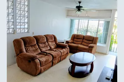 Calle 87 Villa Carolina #77-27, Carolina, PR 00985 - Photo 2