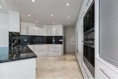 Plaza Atlantico Ave Isla Verde #1001, Carolina, PR 00979 - Photo 12